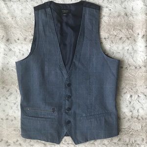 ATTENTION MENS NAVY VEST
